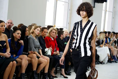 Look 11